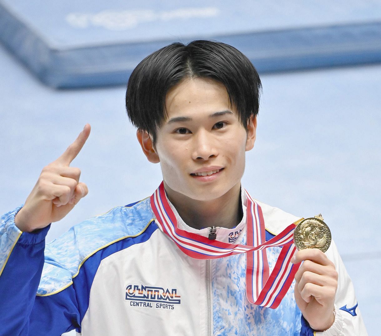 萱和磨選手の写真