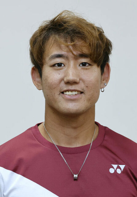西岡良仁選手の写真